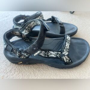 Teva Hurricane Black Sports Hiking Strappy Sandals Size 8